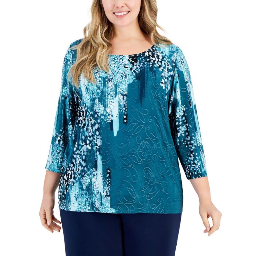 Plus Size Printed Jacquard Top